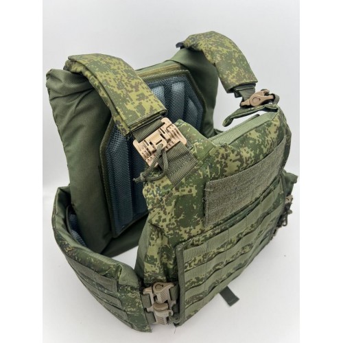 Бронежилет ЗАЩИТНИК в Бердске с кевларовым баллистическим пакетом C2, капами и бронеплитами Бр5