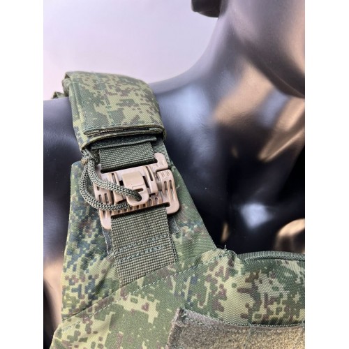 Бронежилет ЗАЩИТНИК в Бердске с кевларовым баллистическим пакетом C2, капами и бронеплитами Бр5