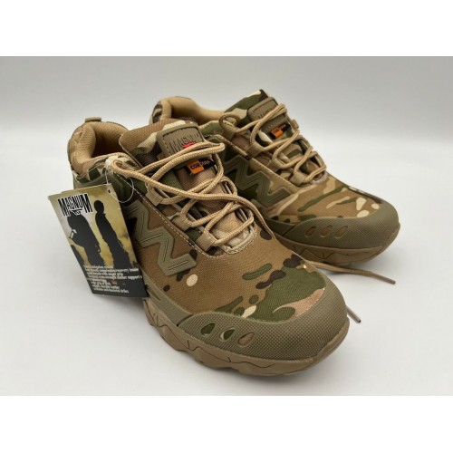 Треккинговые кроссовки «MAGNUM» летние в Бердске