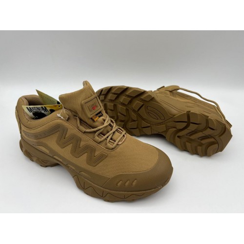 Треккинговые кроссовки «MAGNUM» летние в Бердске